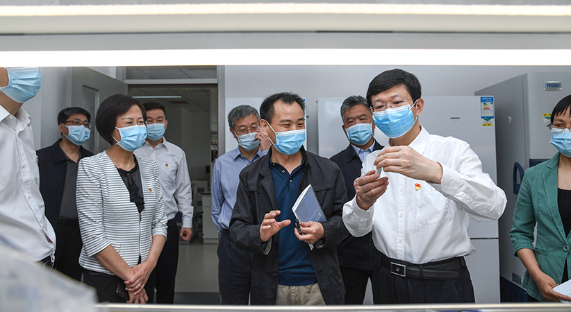 1622024383427071739.jpg 2.jpg